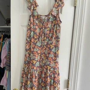 Barely Worn Beautiful Veronica Beard!